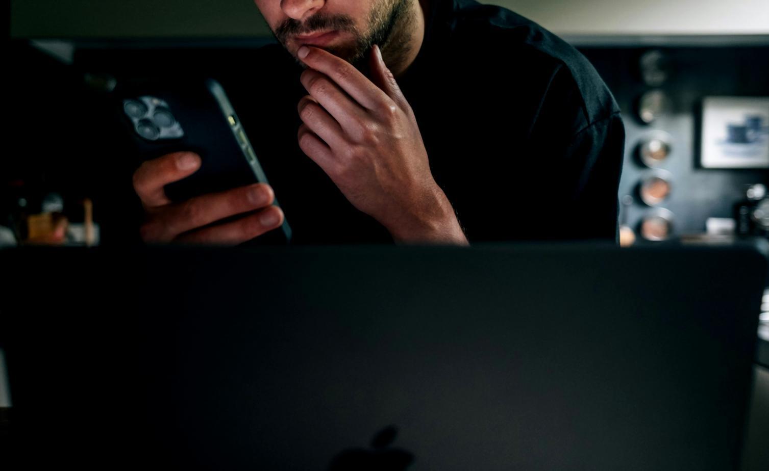 Mobile SEO learning environment with practical optimization tools